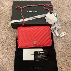 Brand new limited edition Chanel chevron WOC